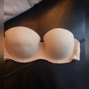Tommy Hilfiger nude 36B Cream nude Strapless push up Bra